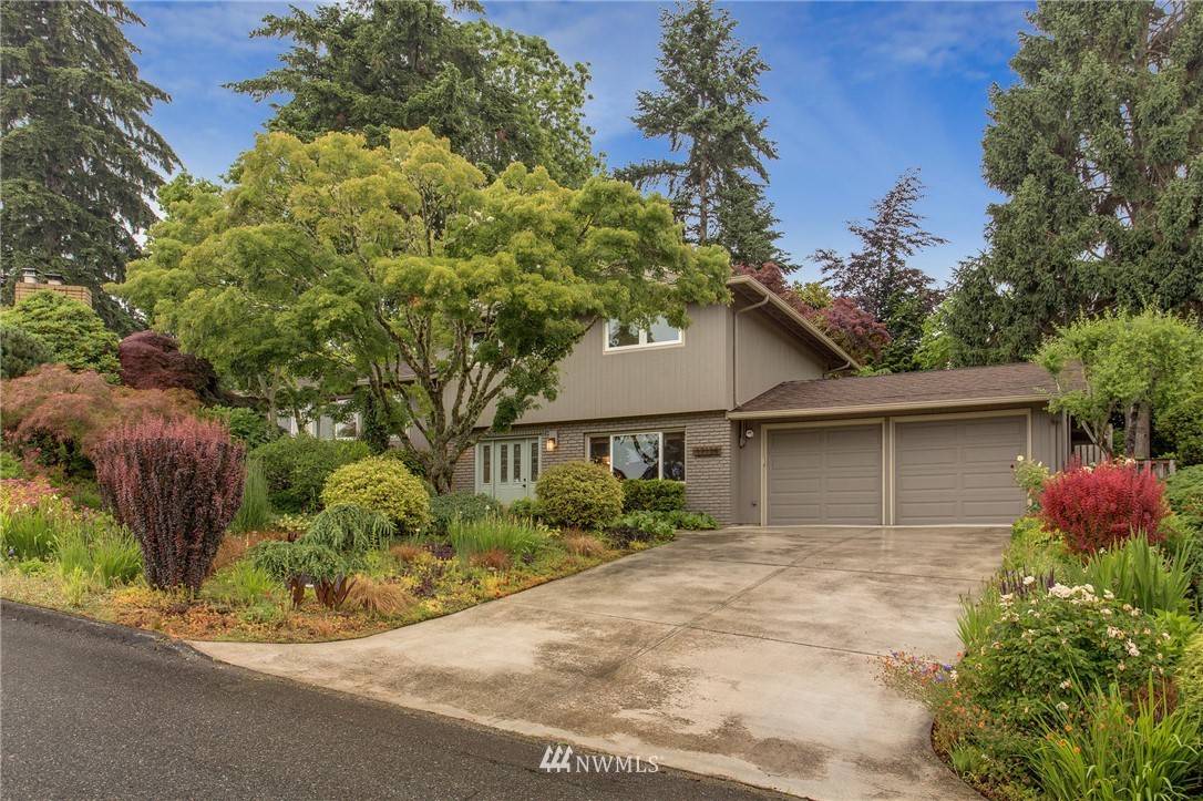 Bellevue, WA 98008,17134 NE 8th PL