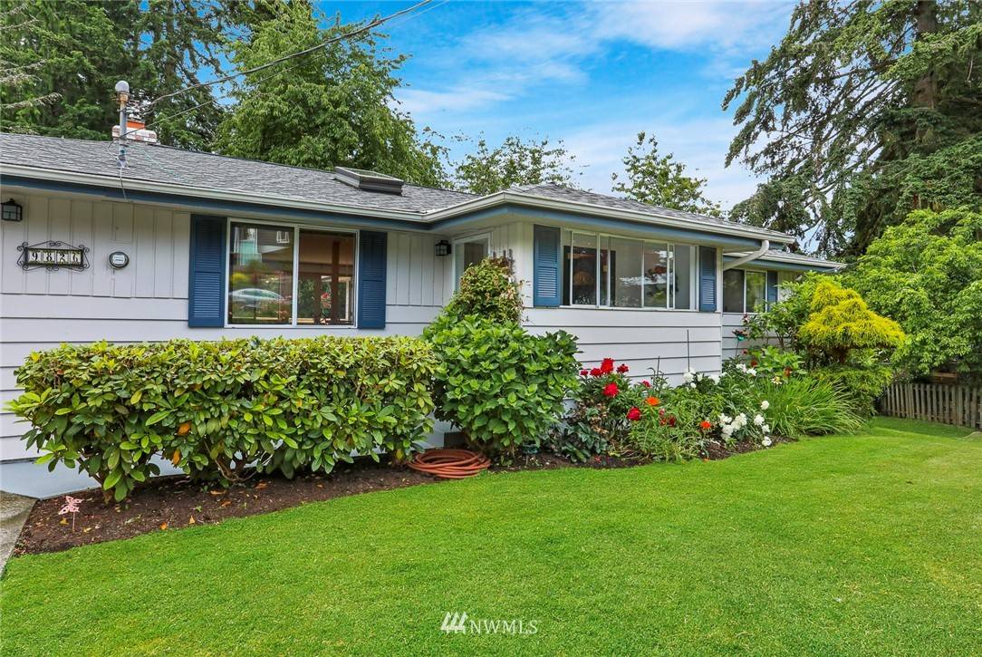 Edmonds, WA 98020,9826 226th PL SW