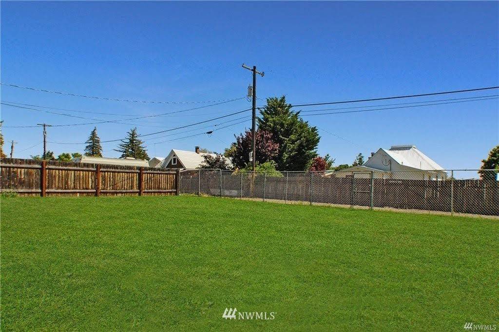 Waterville, WA 98858,208 W Walnut ST