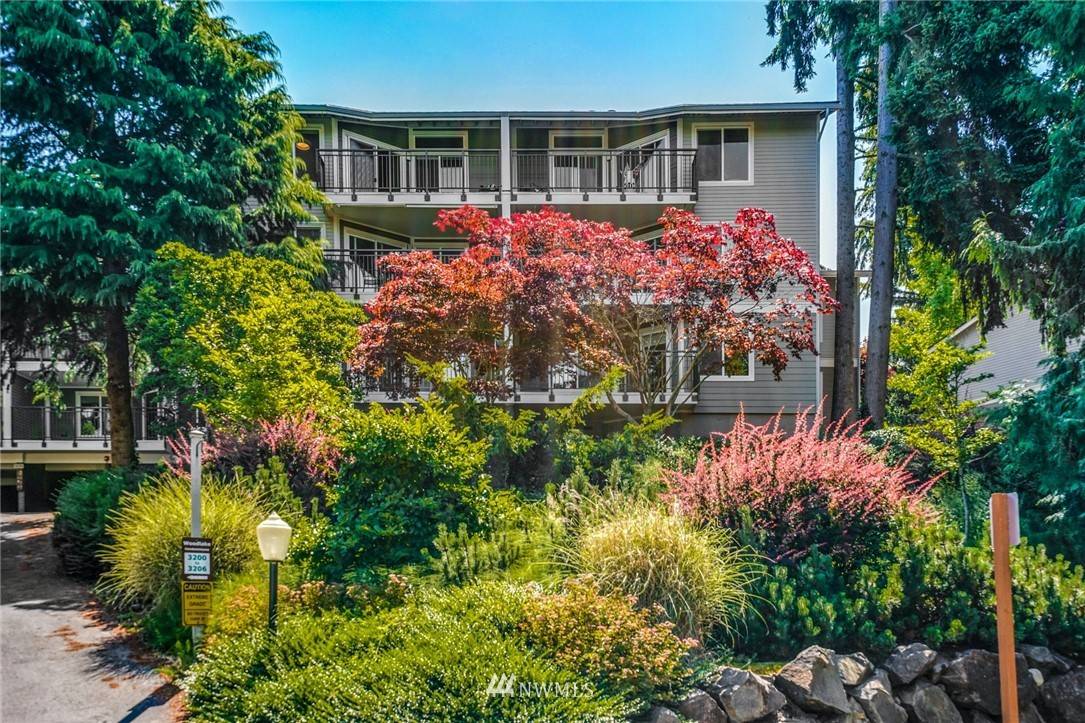 Mercer Island, WA 98040,3236 80 AVE SE #6