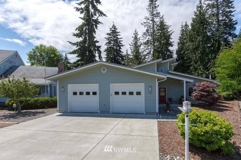 Sequim, WA 98382,114 Emerald DR