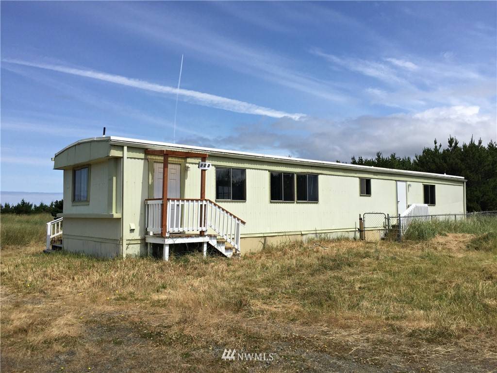 Ocean Park, WA 98640,903 227th LN