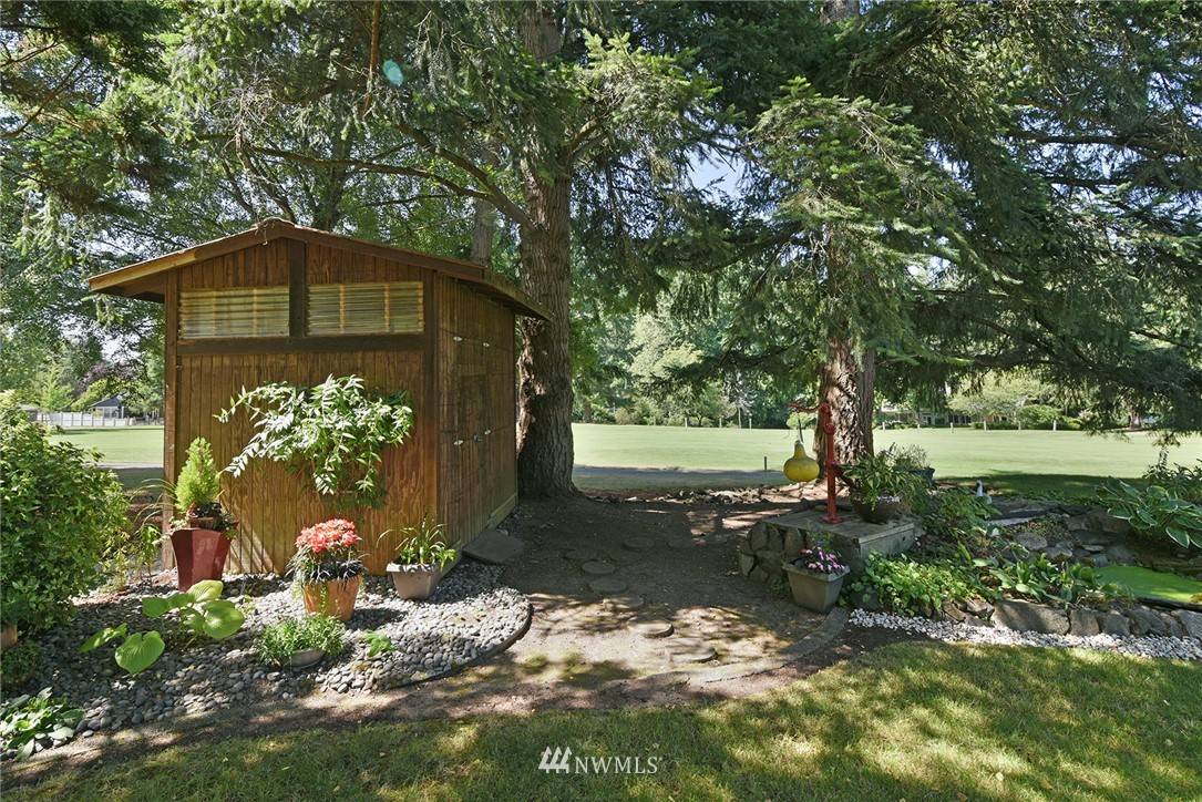 Bainbridge Island, WA 98110,7581 NE Meadowmeer LN