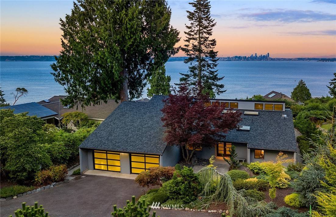 Bainbridge Island, WA 98110,10811 Bill Point View NE