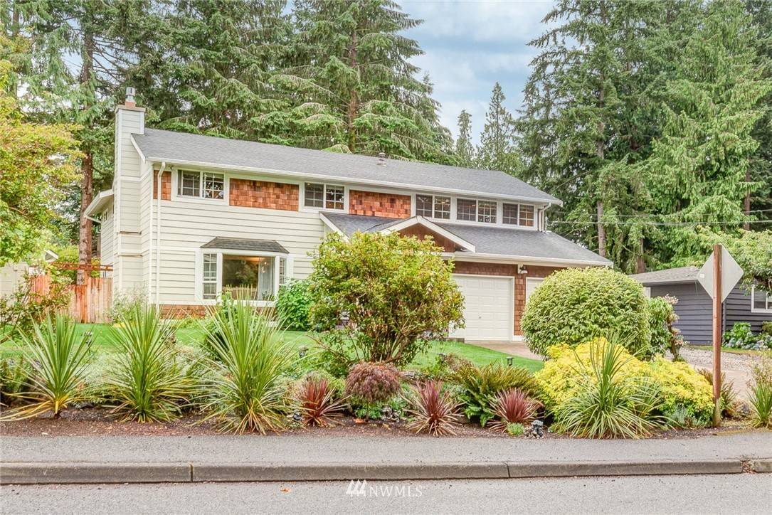 Edmonds, WA 98026,8826 200th St SW