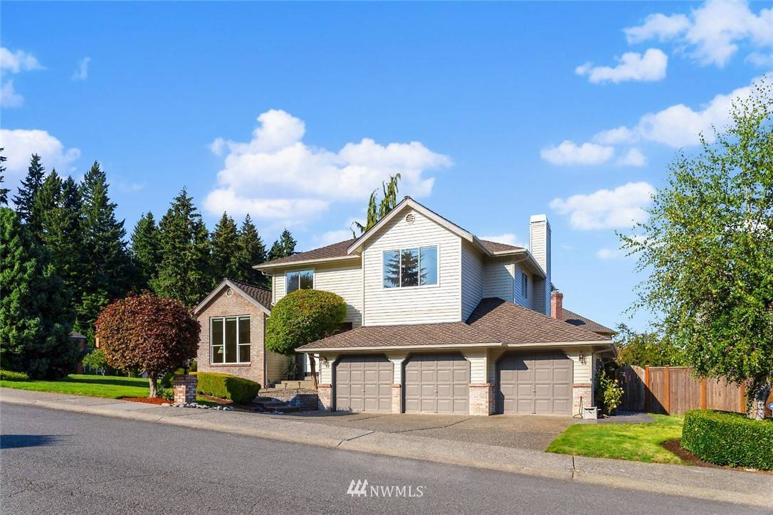 Woodinville, WA 98072,13142 NE 203rd PL