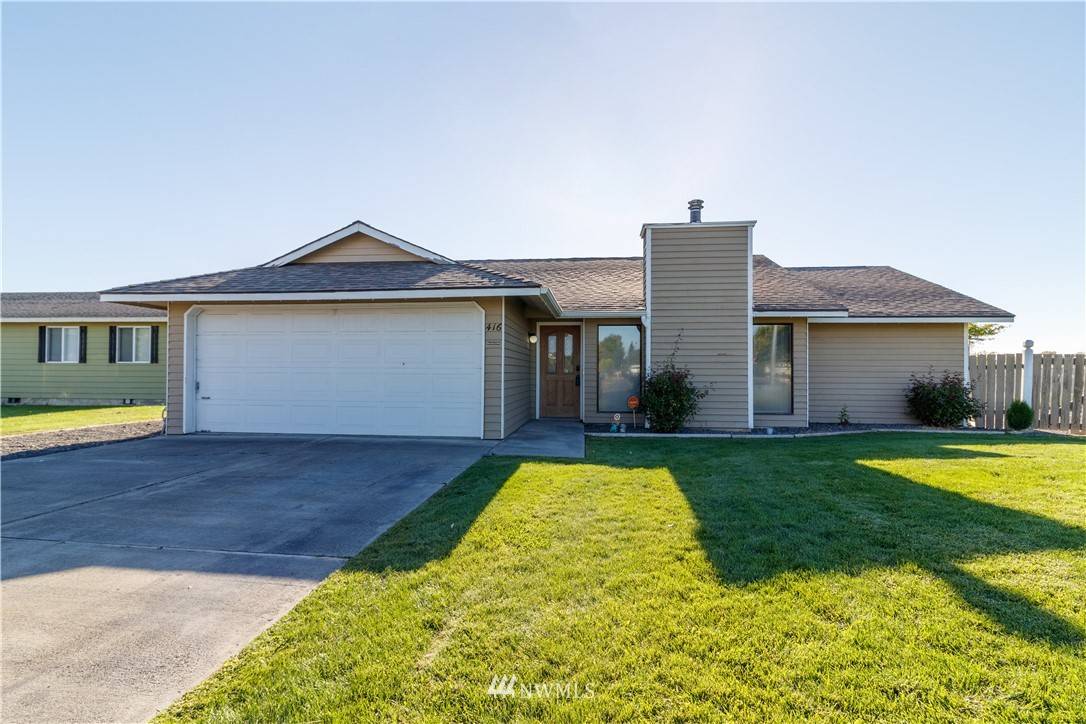 Moses Lake, WA 98837,416 N White DR