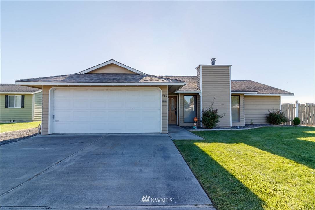 Moses Lake, WA 98837,416 N White DR