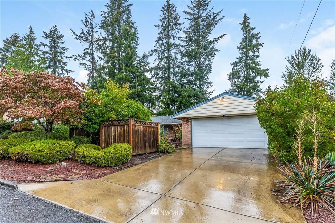 Bellevue, WA 98008,1216 172nd AVE NE