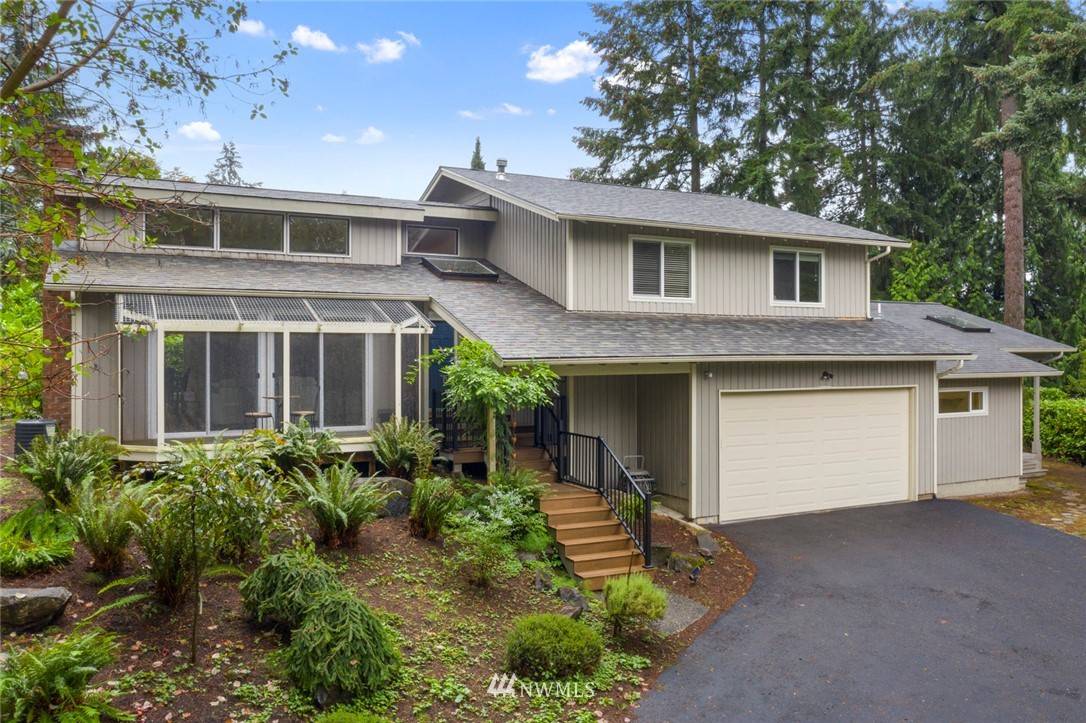 Redmond, WA 98052,2209 W Lake Sammamish Pkwy NE