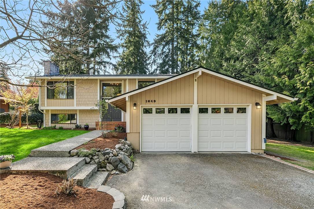 Sammamish, WA 98075,1649 215th PL SE