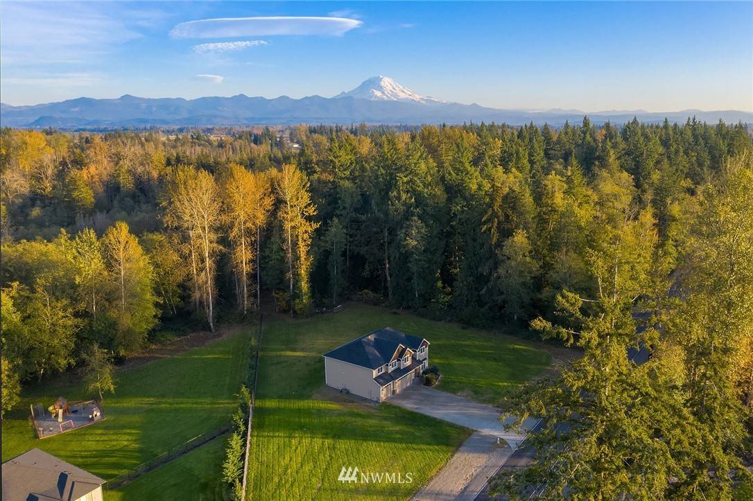 Lake Tapps, WA 98391,5529 218th AVE E