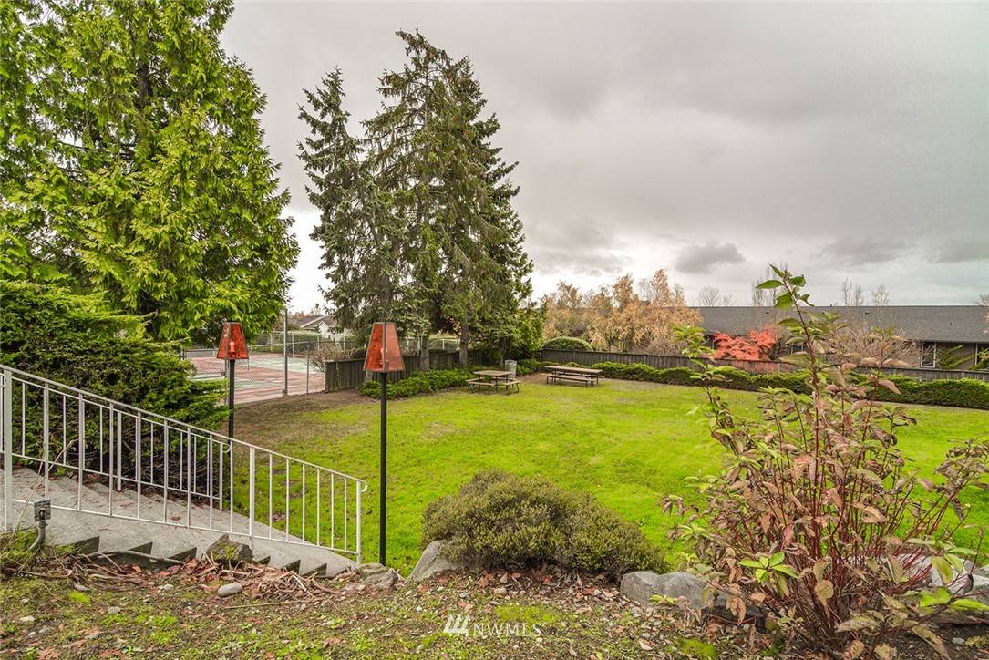 Renton, WA 98055,1425 S Puget DR #203