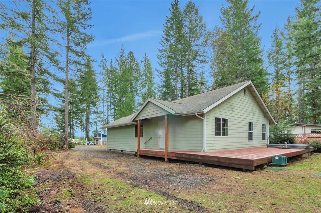 Tahuya, WA 98588,71 NE Madrona CT