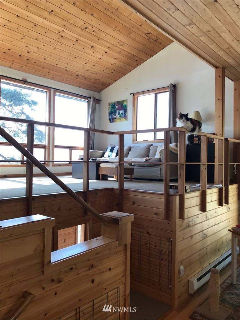 Orcas Island, WA 98279,32 Codfish LN