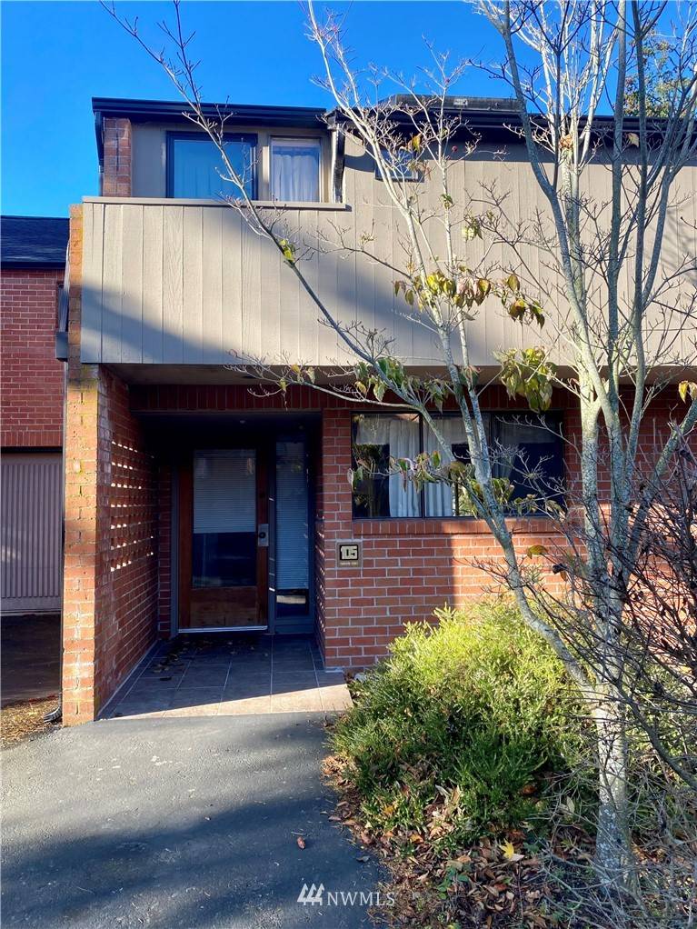 La Conner, WA 98257,812 Whatcom ST #105