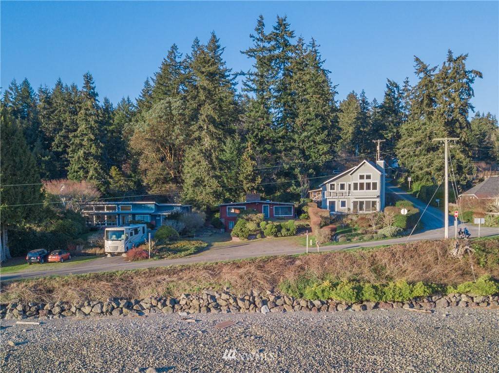 Bainbridge Island, WA 98110,10235 Manitou Beach DR NE