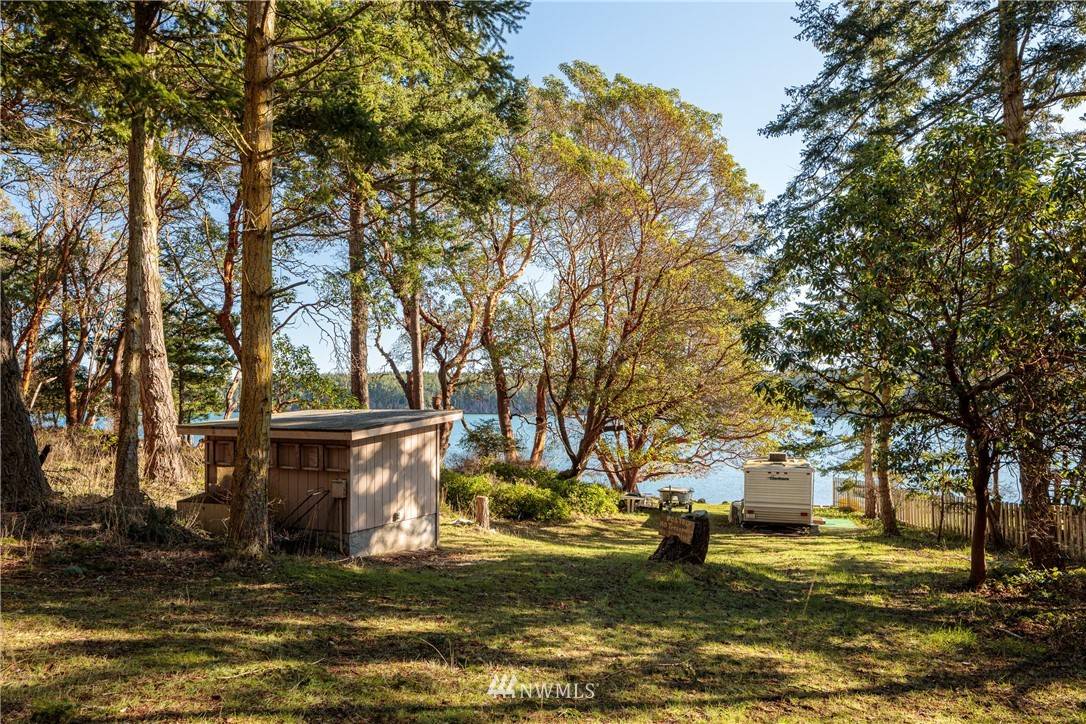 Lopez Island, WA 98261,1484 Islandale RD