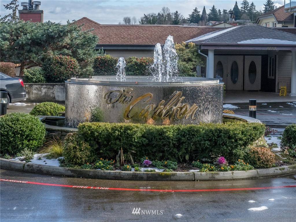 Mercer Island, WA 98040,2760 76th AVE SE #406