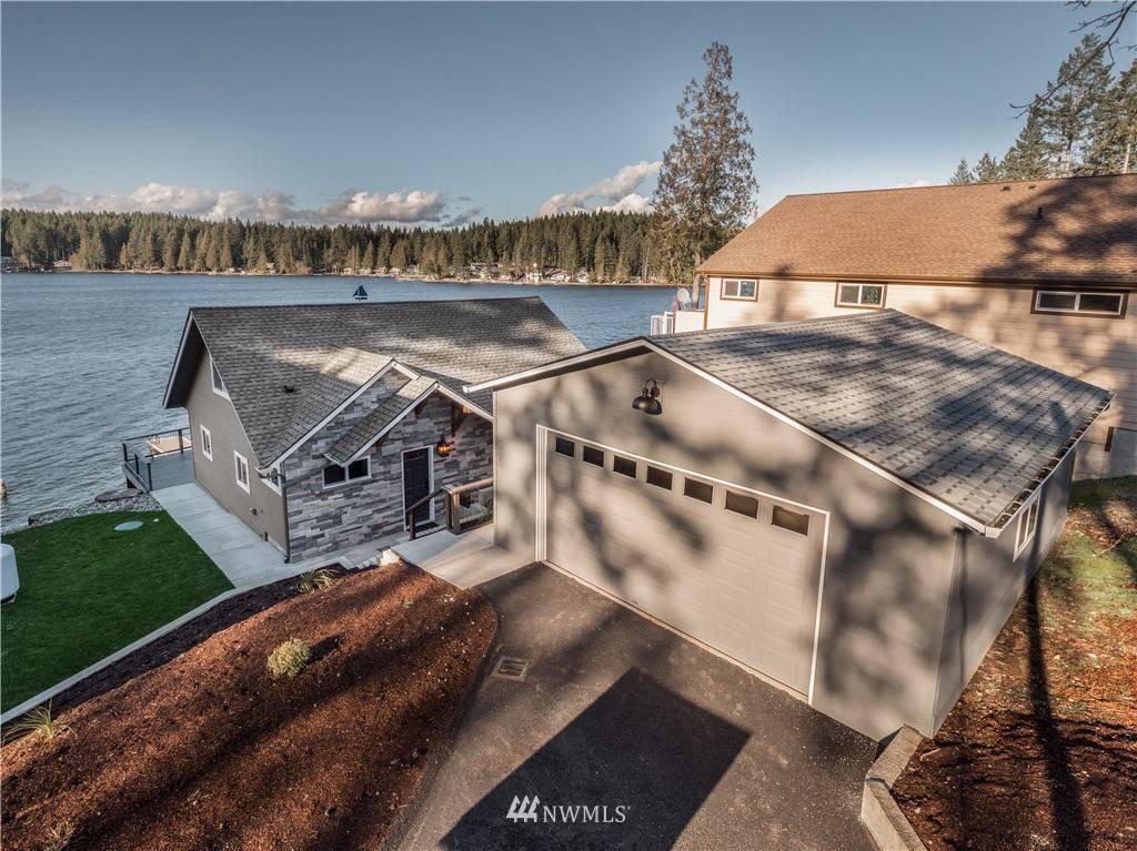 Grapeview, WA 98546,2221 E Mason Lake Drive E