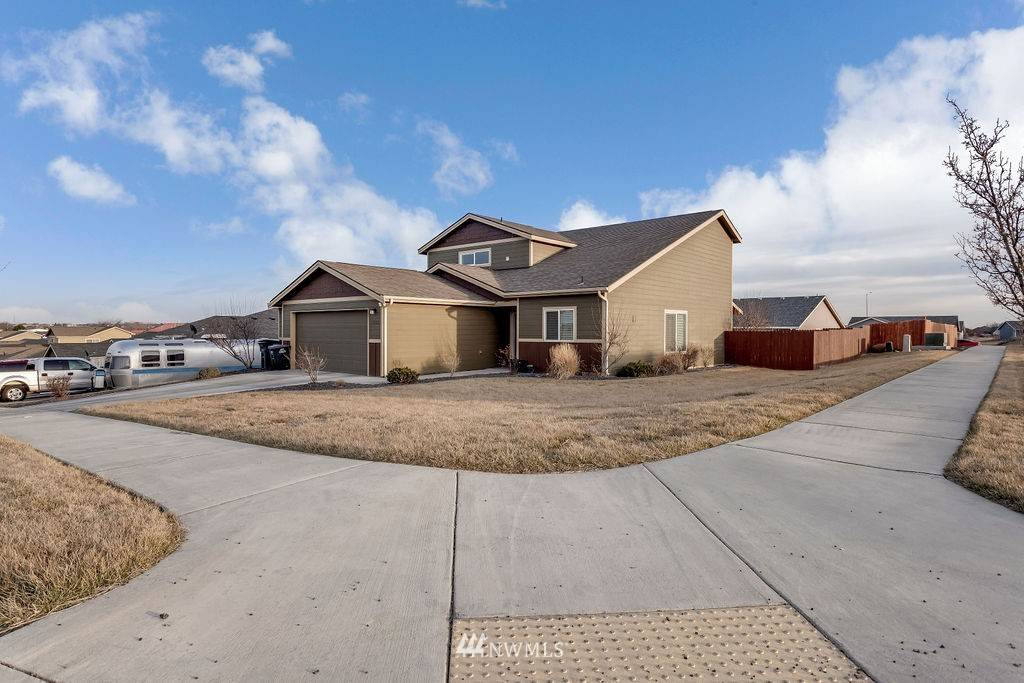 Moses Lake, WA 98837,1333 W Century ST