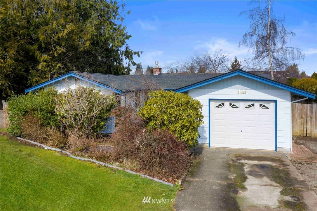 Enumclaw, WA 98022,2425 Paramount DR