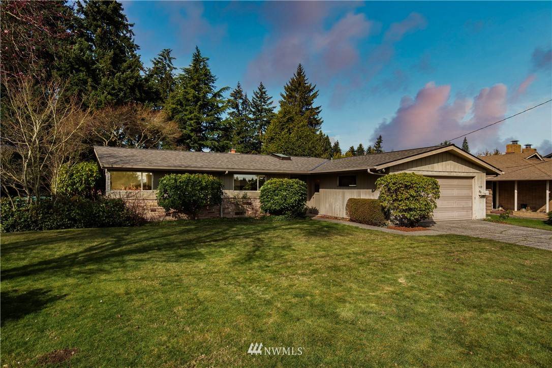 Mercer Island, WA 98040,4135 93rd AVE SE