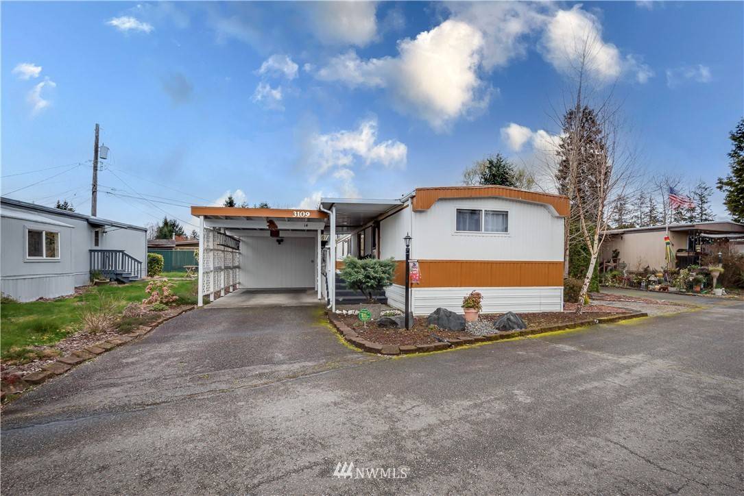 Tacoma, WA 98443,3109 36th AVE E #14