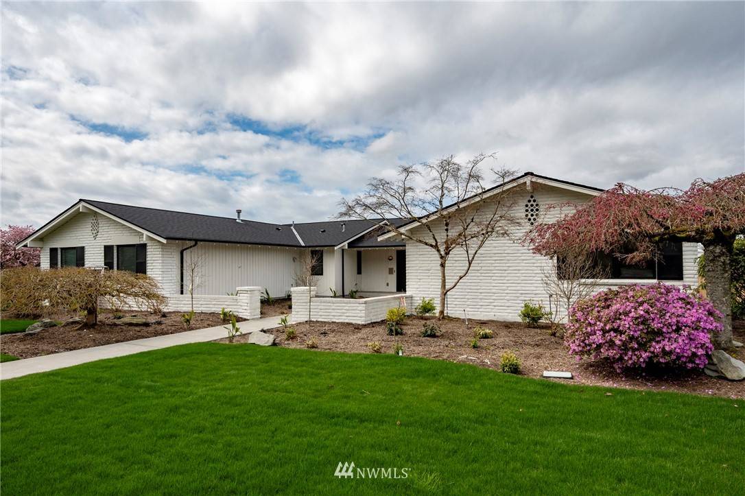 Mercer Island, WA 98040,6541 83rd PL SE