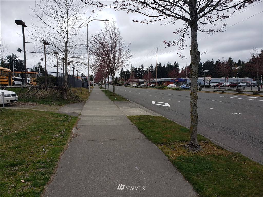 Federal Way, WA 98003,33301 Pacific HWY S