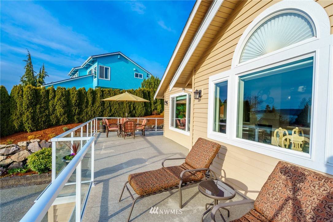 Mukilteo, WA 98275,10429 Marine View DR