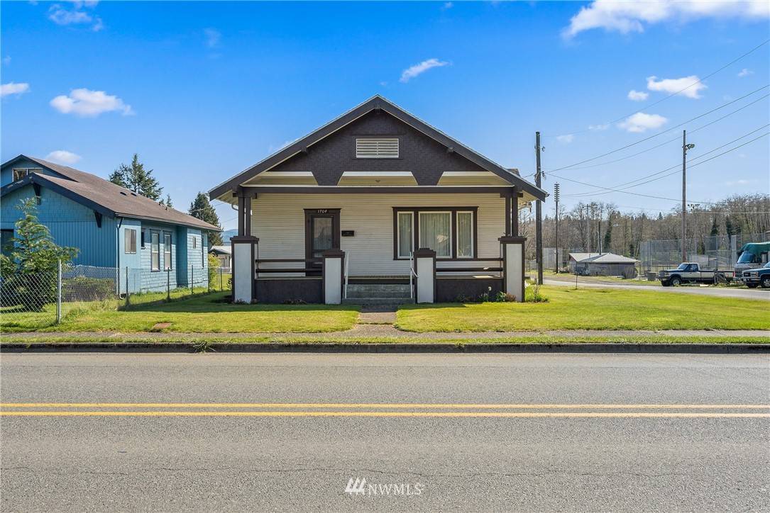 Raymond, WA 98577,1704 Park AVE