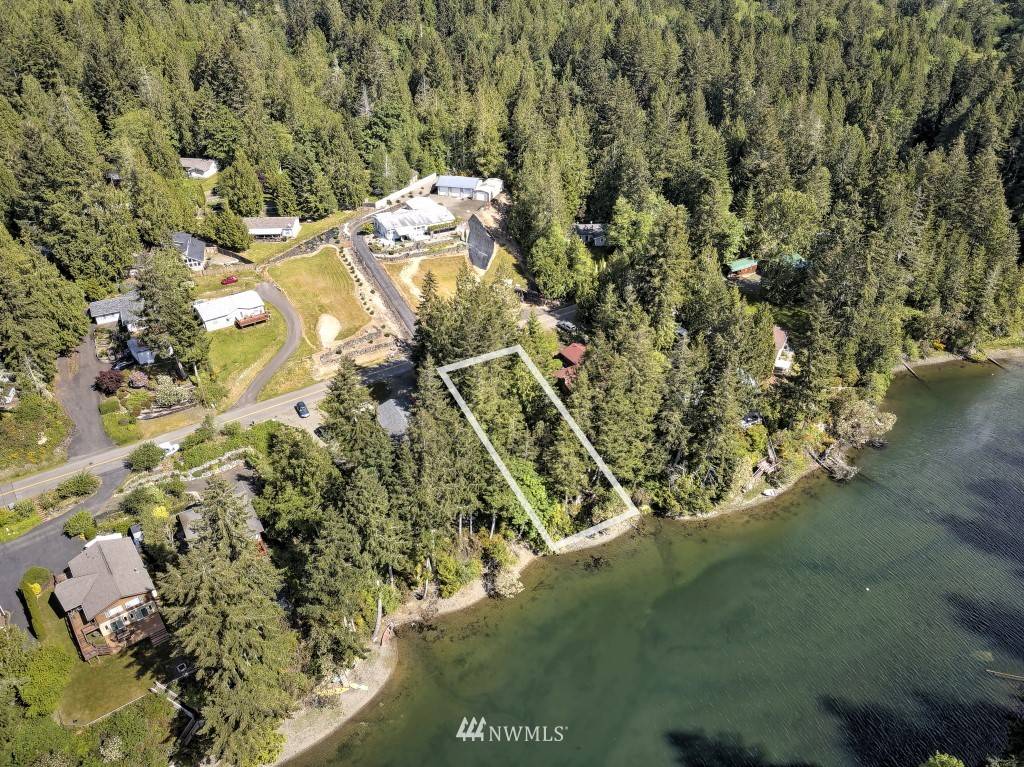 Grapeview, WA 98546,470 E Madrona Pkwy