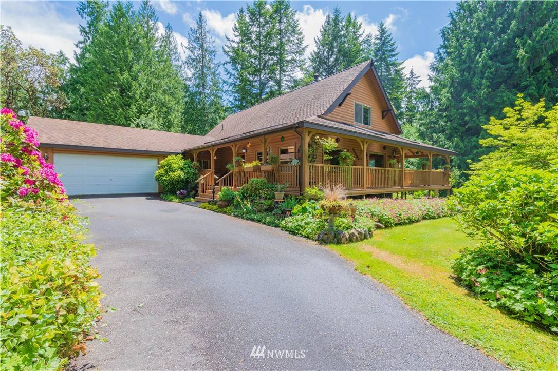 Poulsbo, WA 98370,757 NE Trinity LN