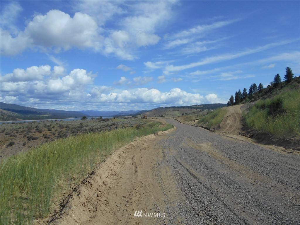 Deer Meadows, WA 99122,42350 Bauer LN