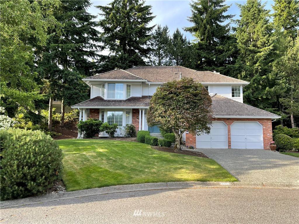 Bellevue, WA 98006,17318 SE 48th CT