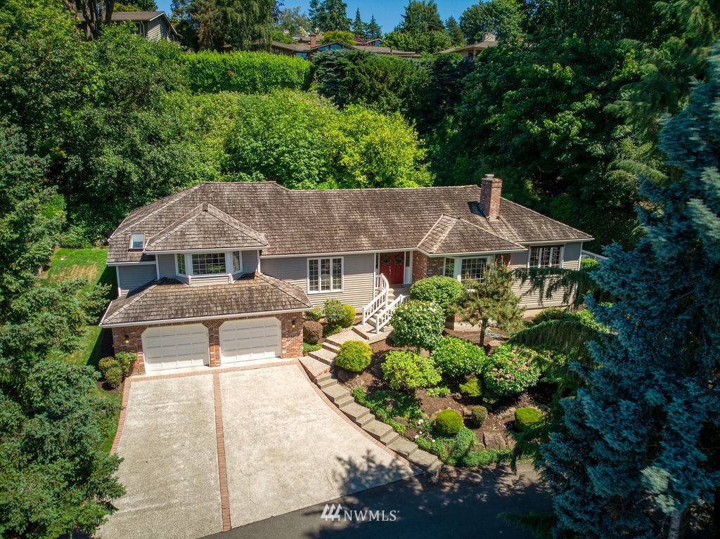 Mercer Island, WA 98040,6190 W Mercer WAY
