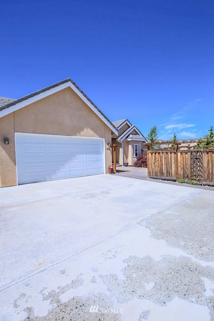 Orondo, WA 98843,309 Desert View PL