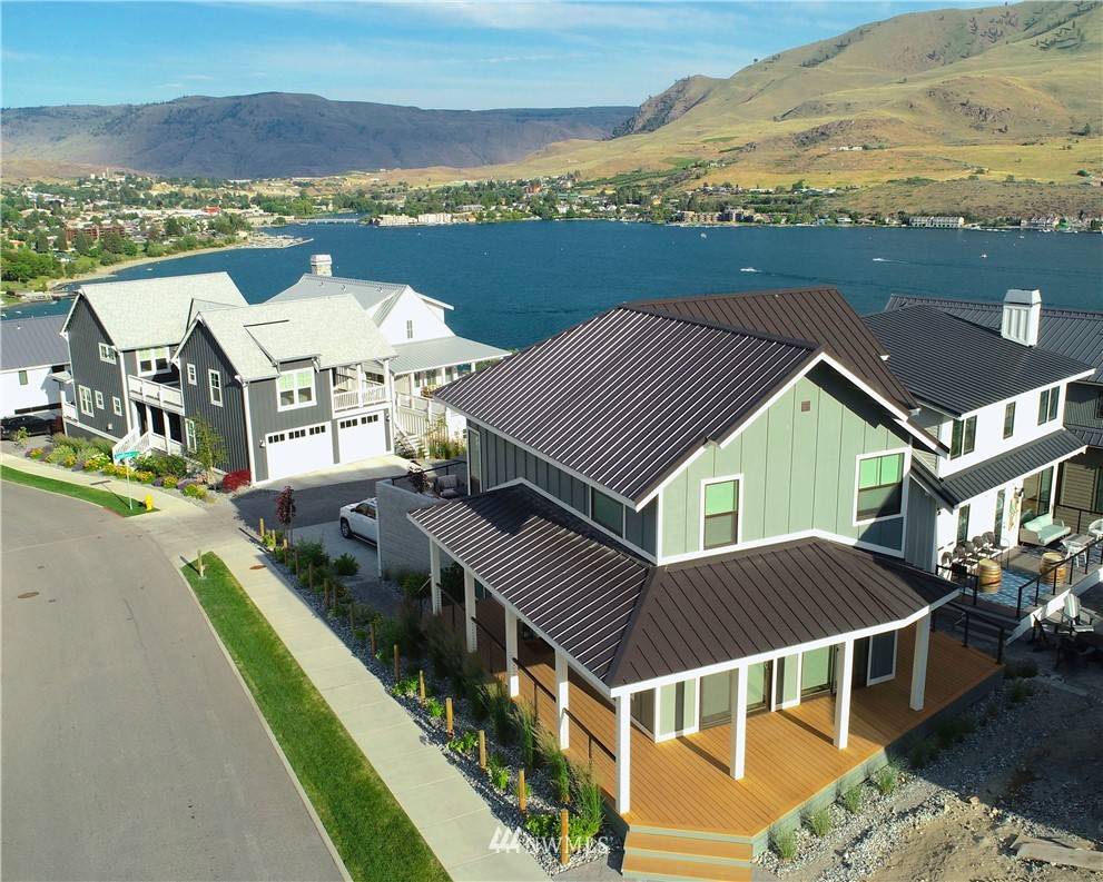 Chelan, WA 98816,100 Goldfinch LN