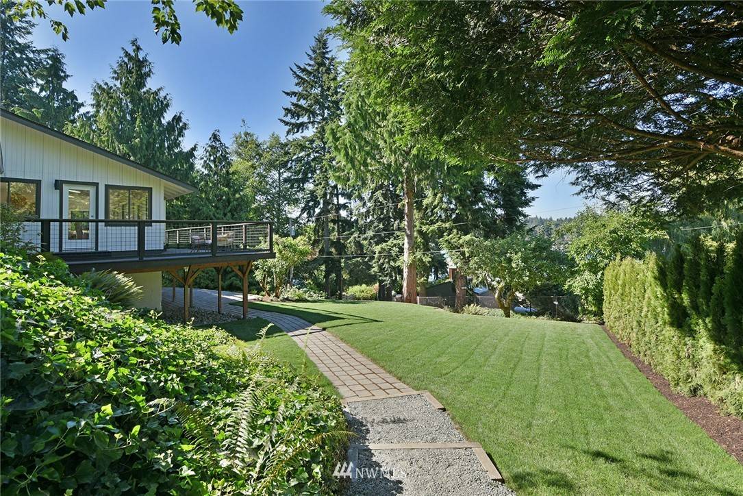 Bainbridge Island, WA 98110,5833 Packard LN NE