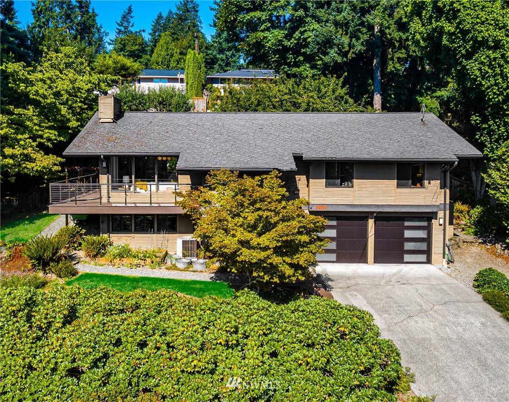 Mercer Island, WA 98040,7231 91st PL SE