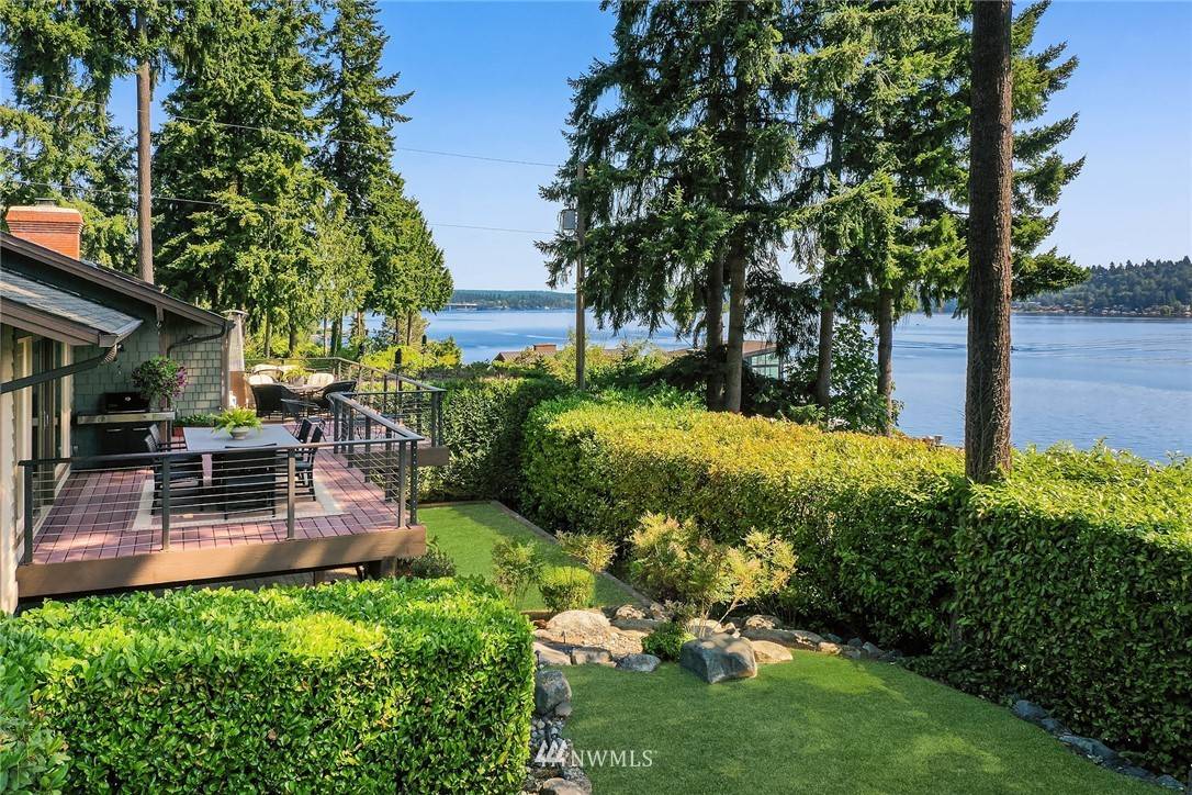 Mercer Island, WA 98040,9610 SE 61st PL