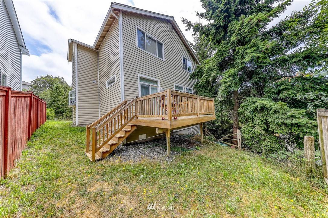 Bremerton, WA 98311,870 NE Beaumont LN