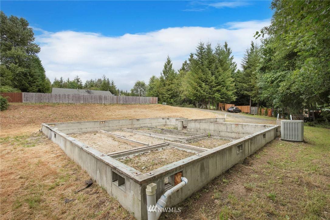 Allyn, WA 98524,21 E Greenhill CT