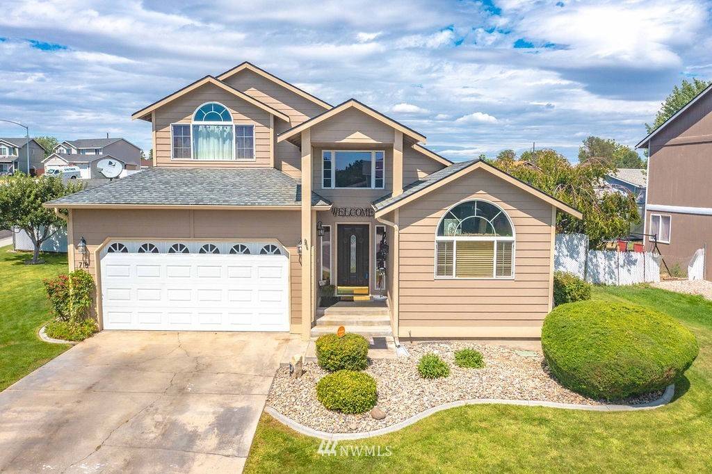 Moses Lake, WA 98837,718 W Windrose DR