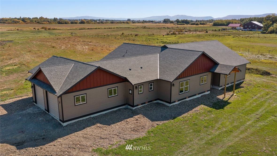 Ellensburg, WA 98926,560 Gracie LN