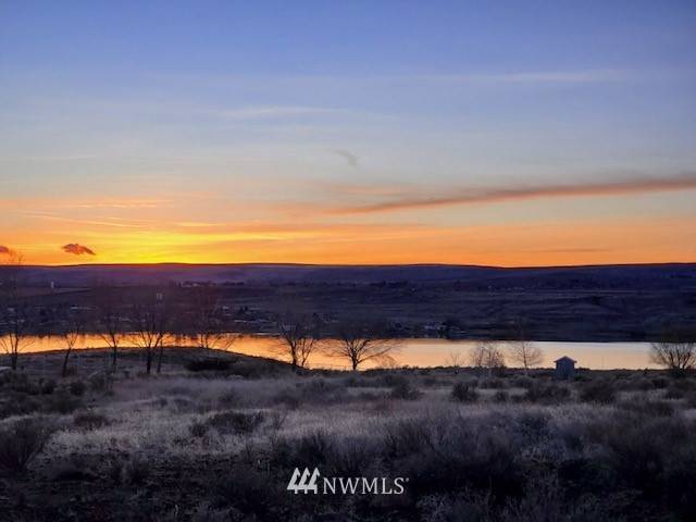 Soap Lake, WA 98851,21077 Division.4