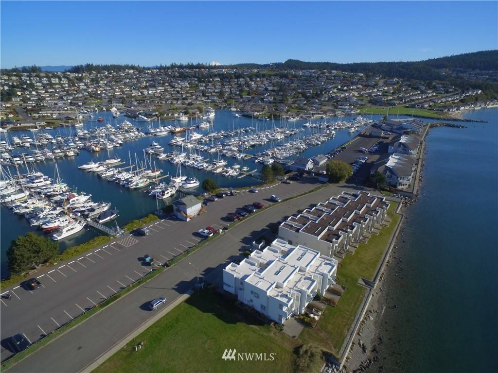 Anacortes, WA 98221,2307 Skyline WAY #4