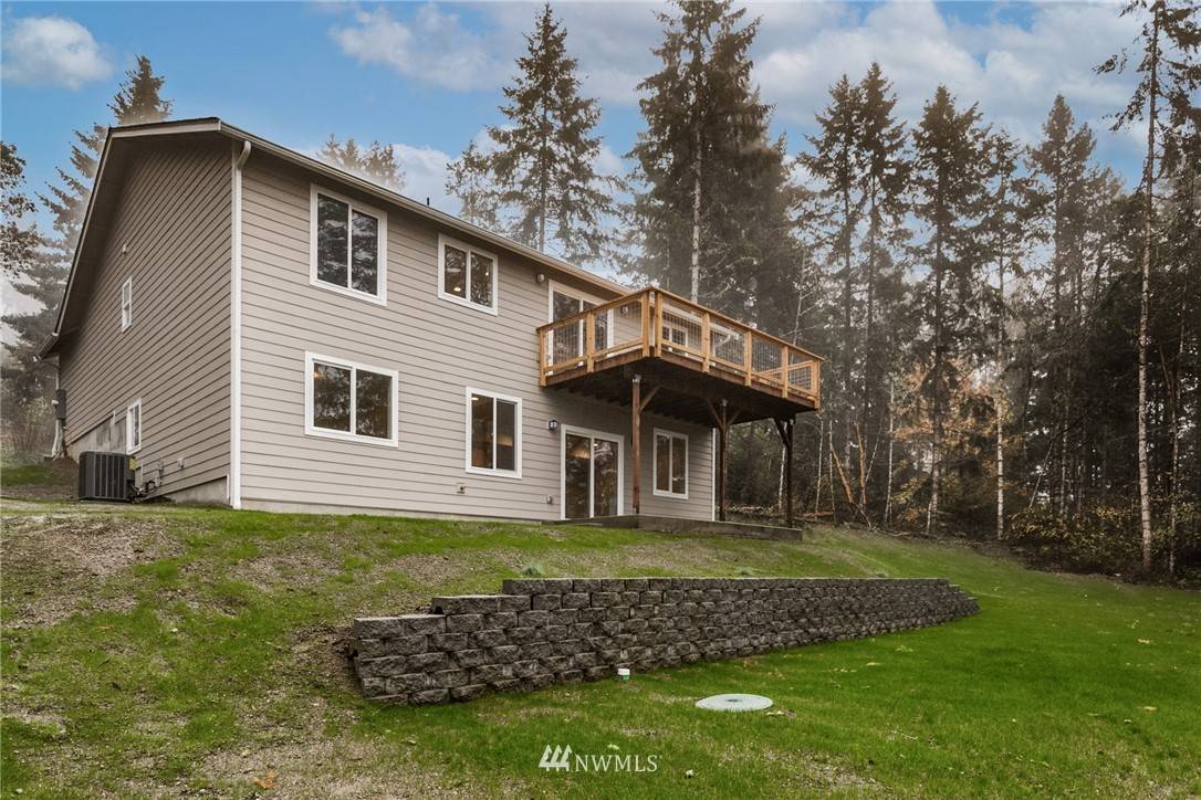 Belfair, WA 98528,151 NE Admiral DR