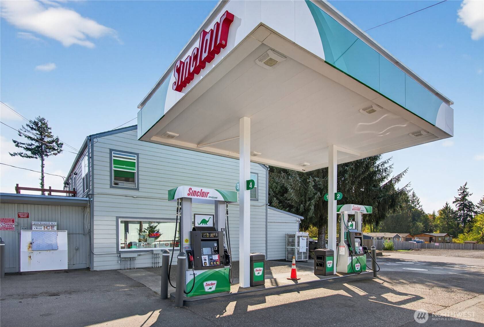 Kelso, WA 98626,1221 Rose Valley RD